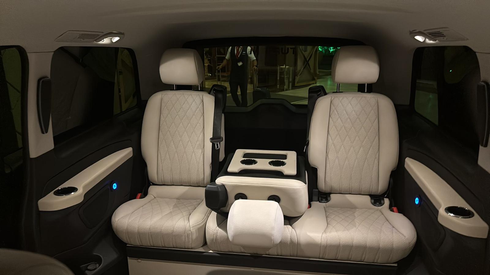Mercedes Vito Tourer VIP iç mekan