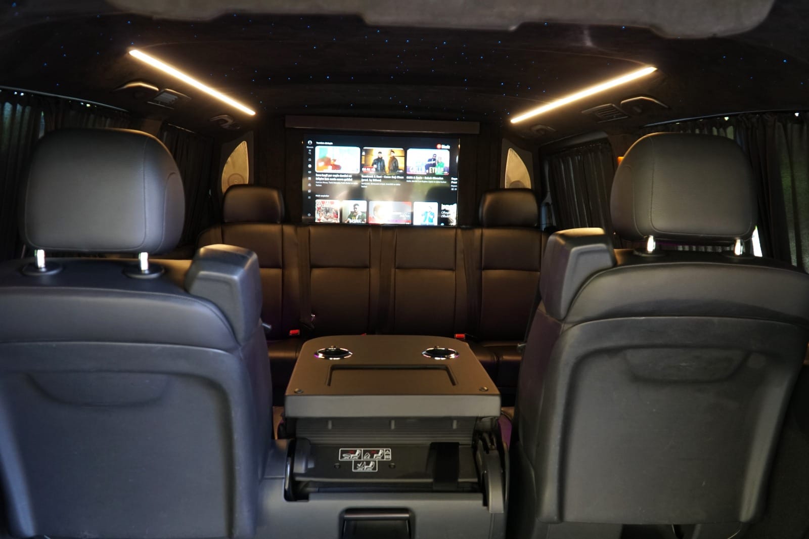 Mercedes Vito Tourer VIP iç mekan