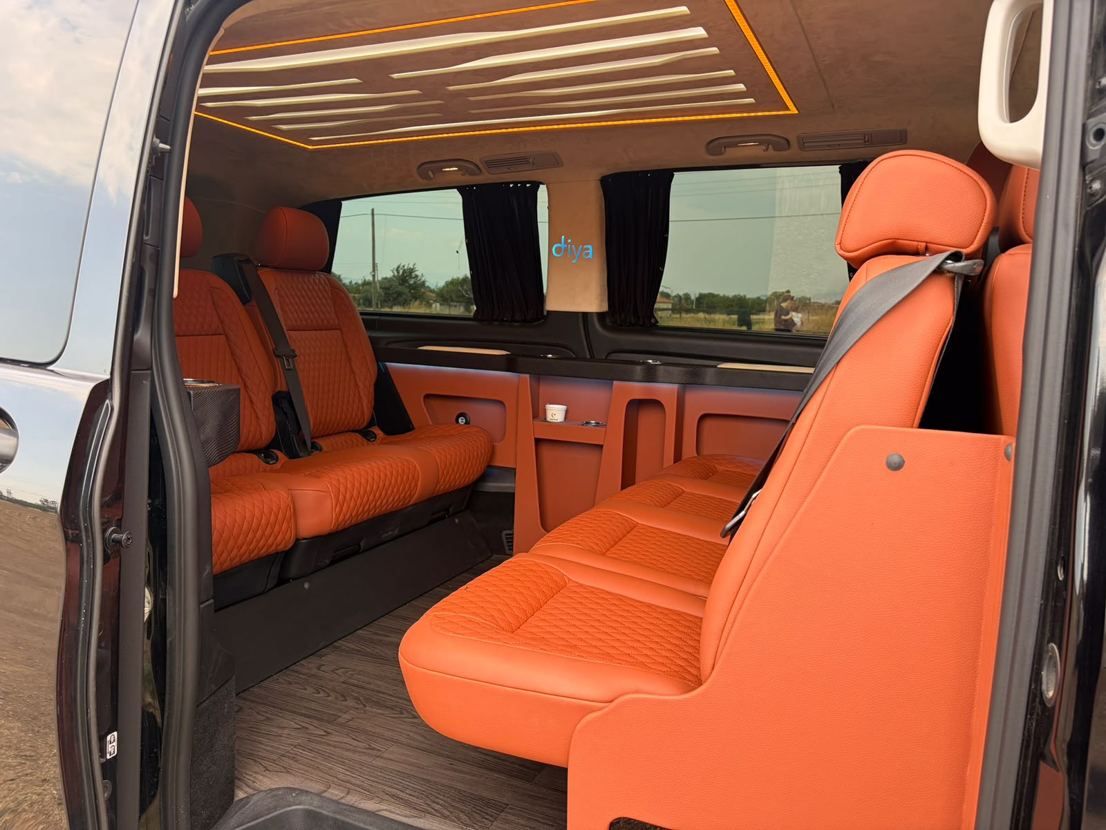 Mercedes Vito Tourer VIP iç mekan