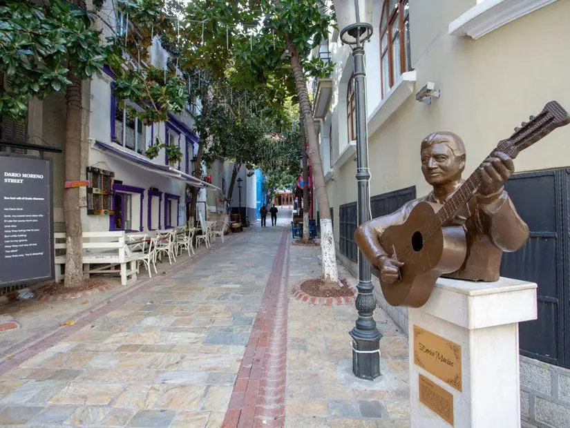 İzmir’in Kalbinde Bir Melodi: Dario Moreno Sokağı Rehberi